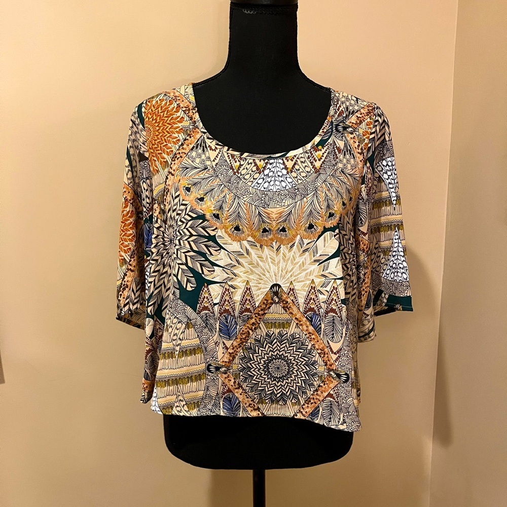 B Jewel Boho Crop Blouse with Back Cut Outs, size M